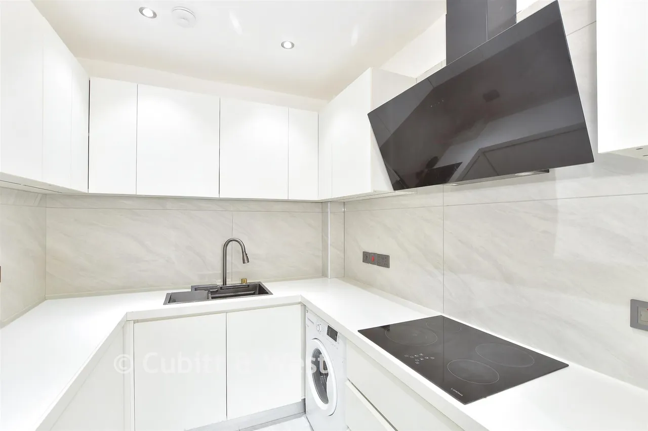 Whitehill Road, Crowborough, TN6, photo 2
