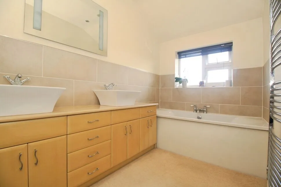Woodland Road, Hinckley, LE10, photo 19