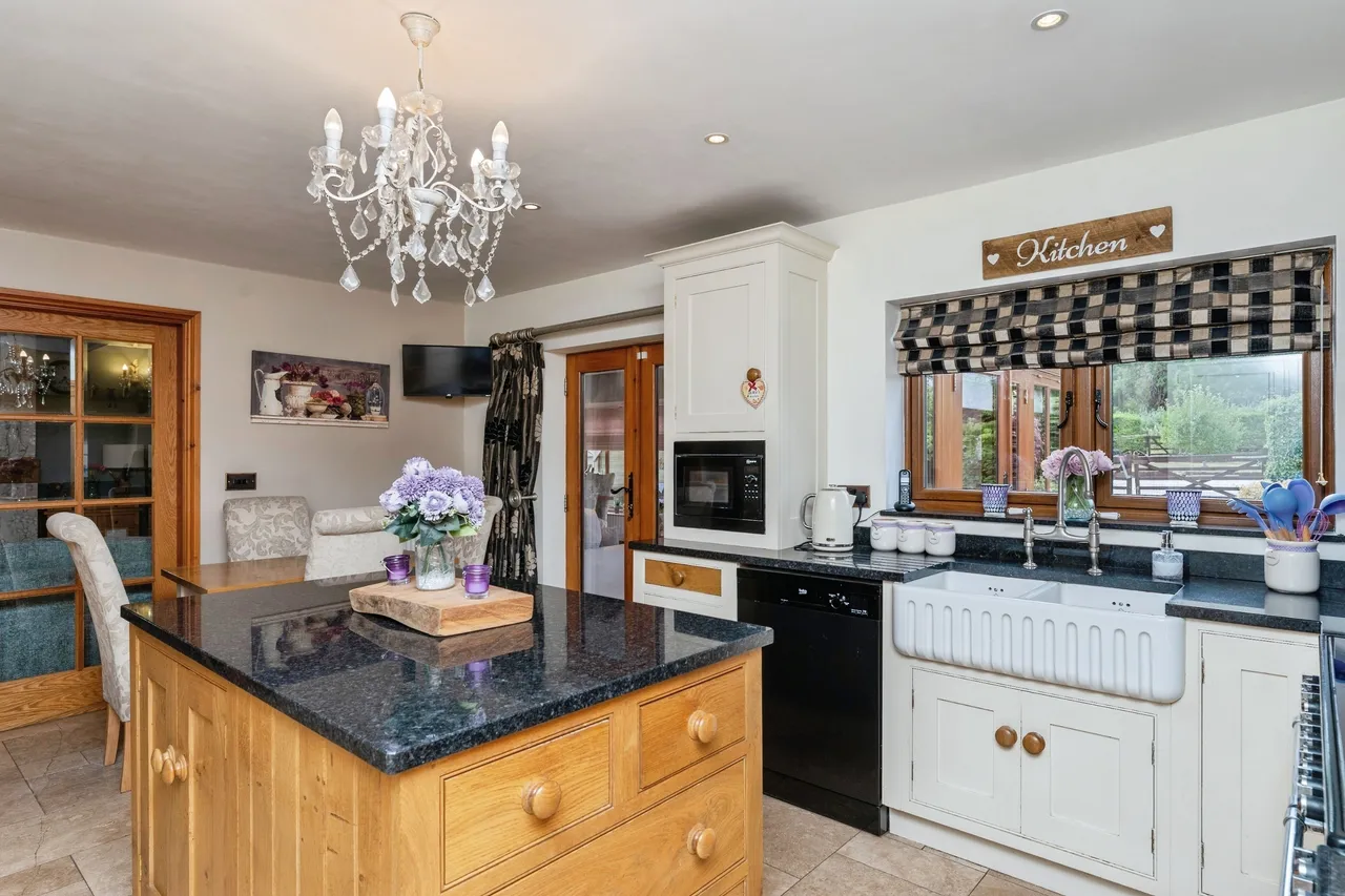 Ffordd Pen Y Bryn, Nercwys, CH7, photo 35
