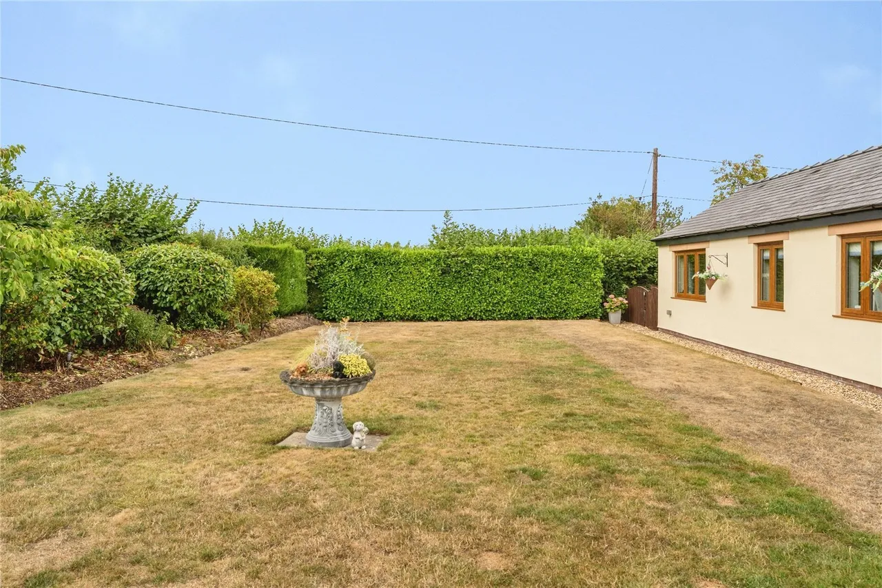 Ffordd Pen Y Bryn, Nercwys, CH7, photo 50