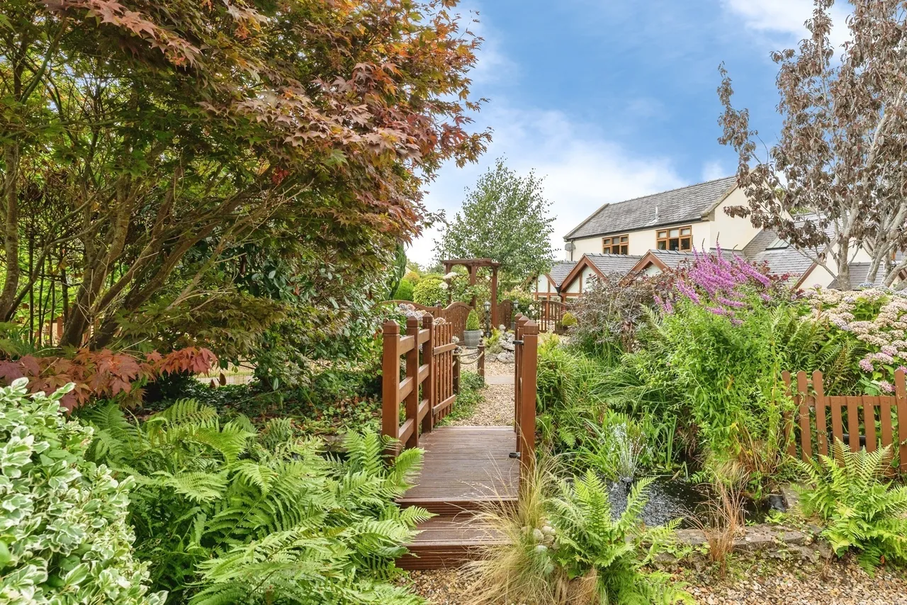 Ffordd Pen Y Bryn, Nercwys, CH7, photo 58