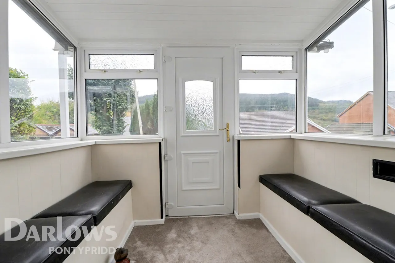 Pantygraigwen Road, Graigwen, photo 6