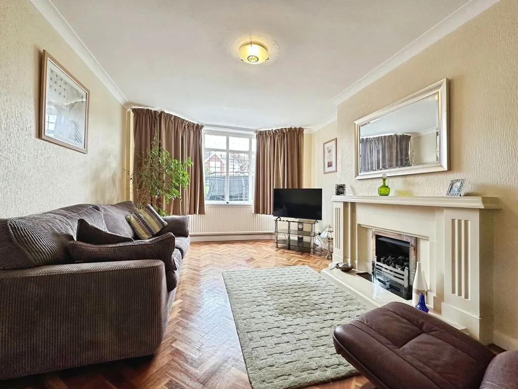 Rushall Manor Road, Walsall, WS4, photo 4