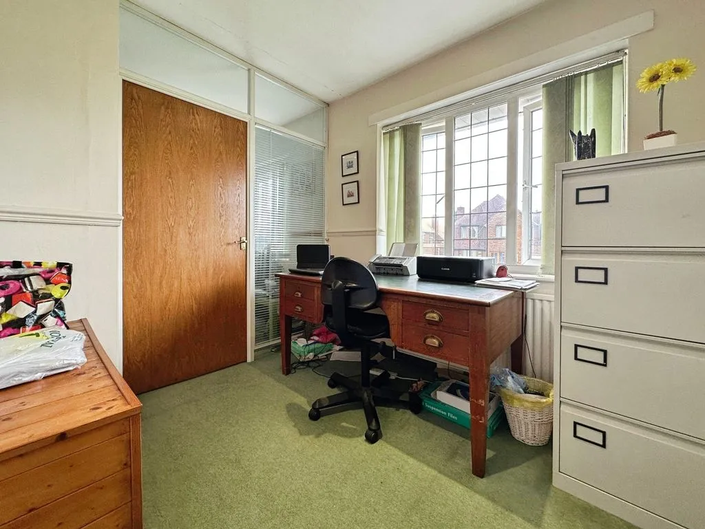 Rushall Manor Road, Walsall, WS4, photo 13
