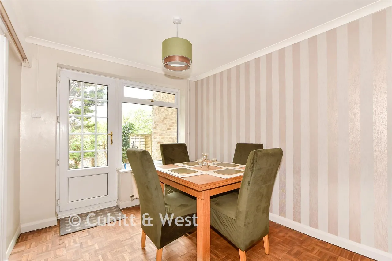 Fairbanks, Haywards Heath, RH16, photo 4
