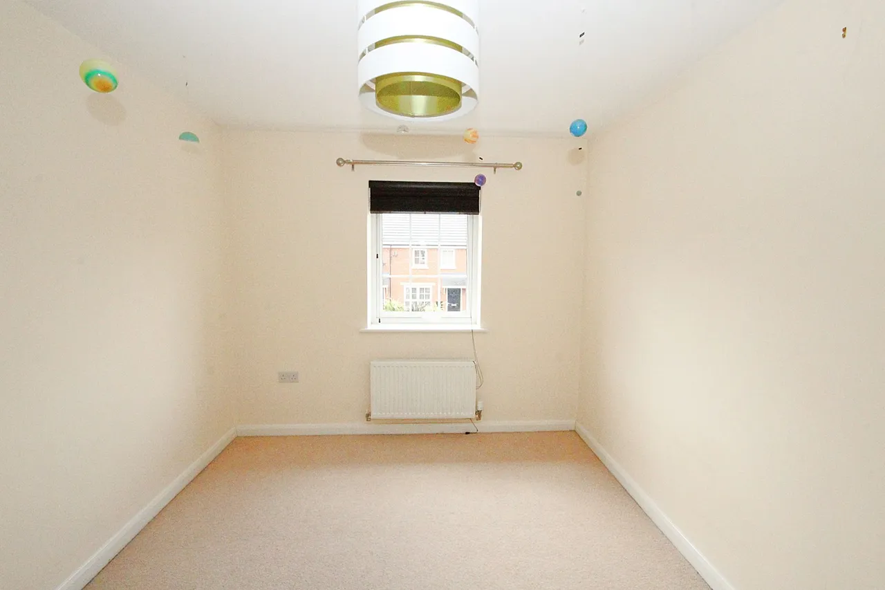 Bakersfield Drive, Great Sankey, Warrington, Warrington, WA5 8HP, photo 7