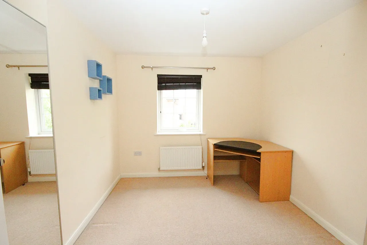 Bakersfield Drive, Great Sankey, Warrington, Warrington, WA5 8HP, photo 12