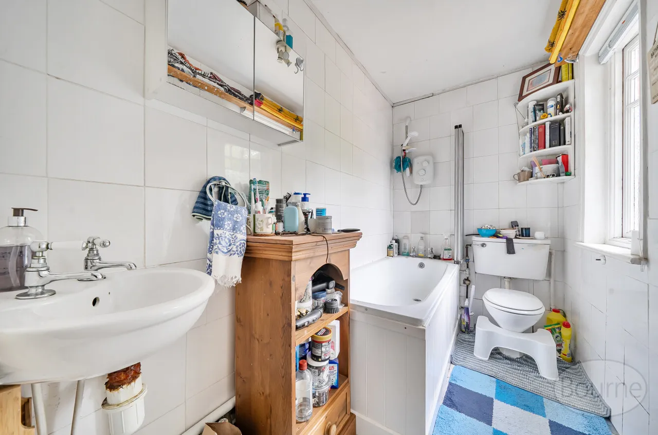 Busbridge Lane, Godalming, GU7, photo 8