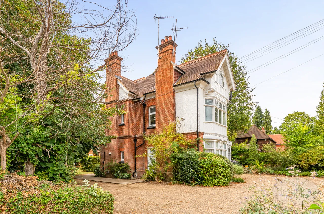 Busbridge Lane, Godalming, GU7, photo 15
