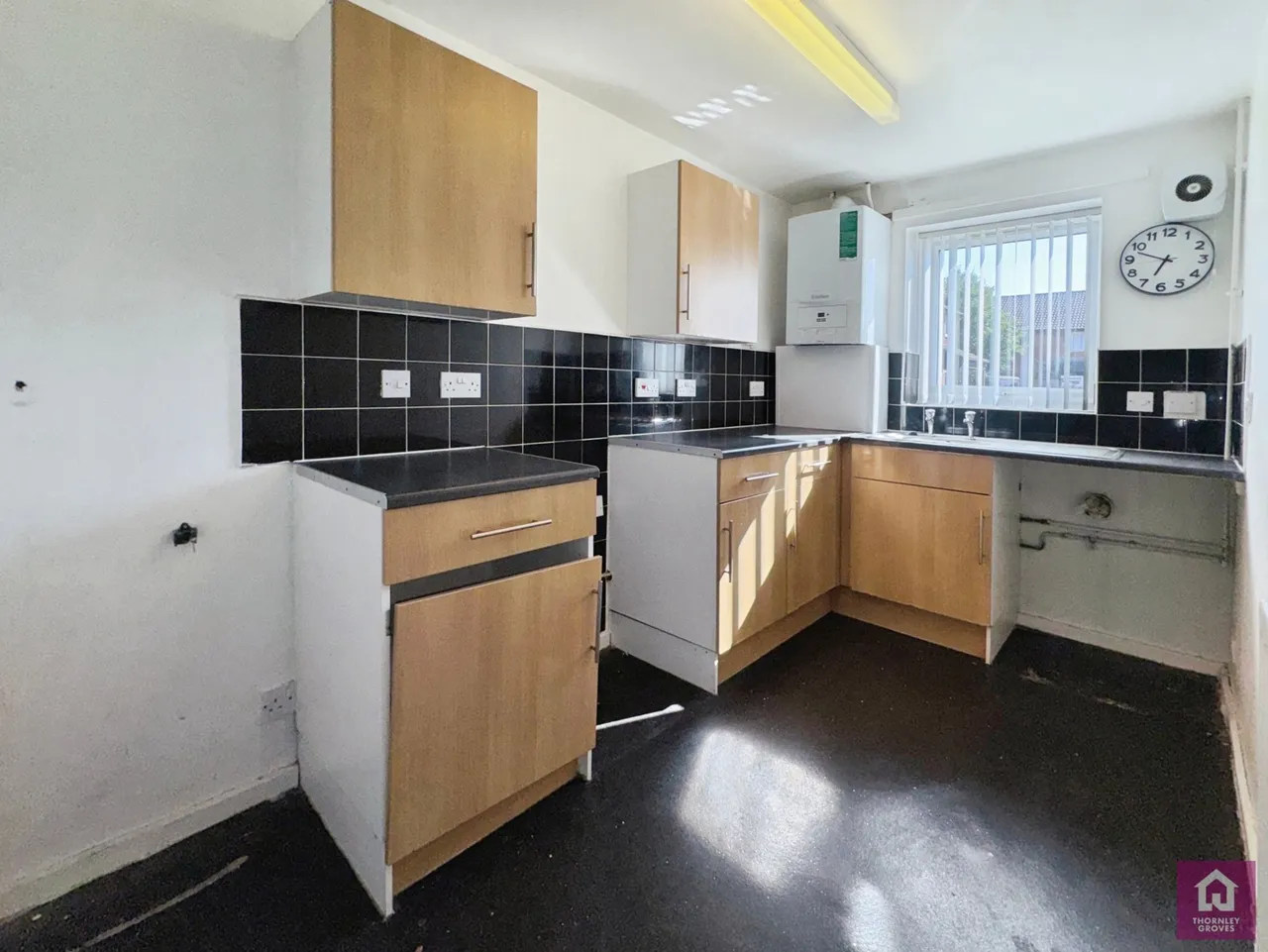 Anthony Close, Manchester, M12, photo 5