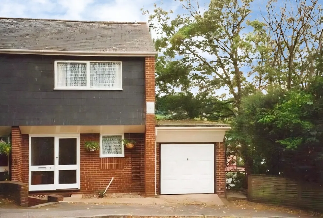 5 bed house to rent, 3Eldertree Gardens, EX4