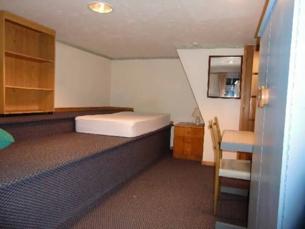 3Eldertree Gardens, EX4, photo 4