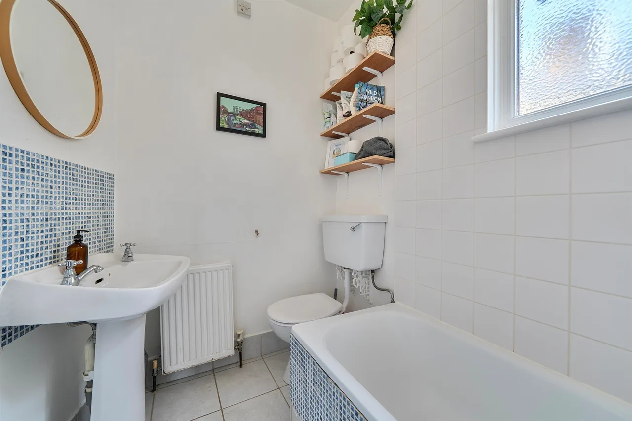 Falmer Road, Enfield, EN1, photo 12