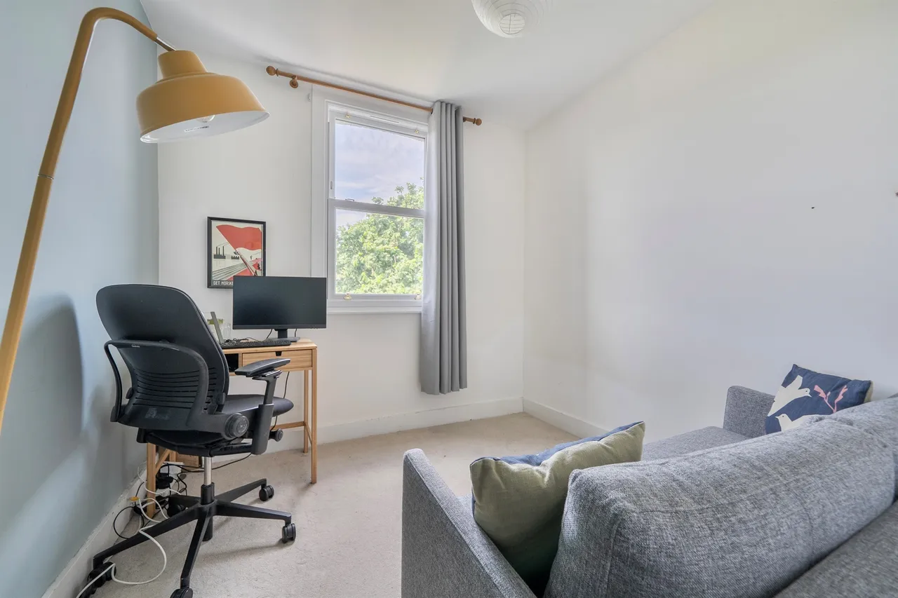 Falmer Road, Enfield, EN1, photo 11