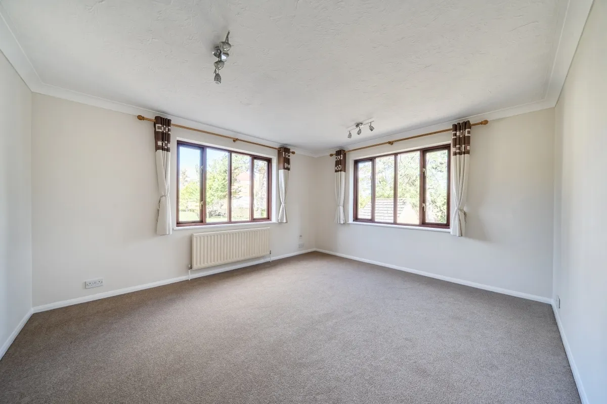 St. Annes Rise Redhill RH1, photo 3