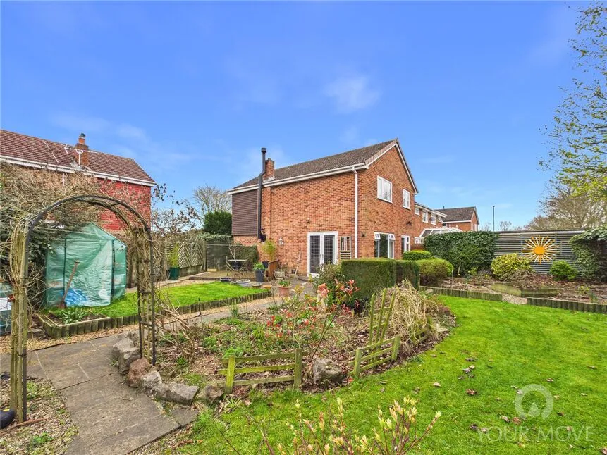 4 bed house for sale, Forfar Close, Darlington, DL1
