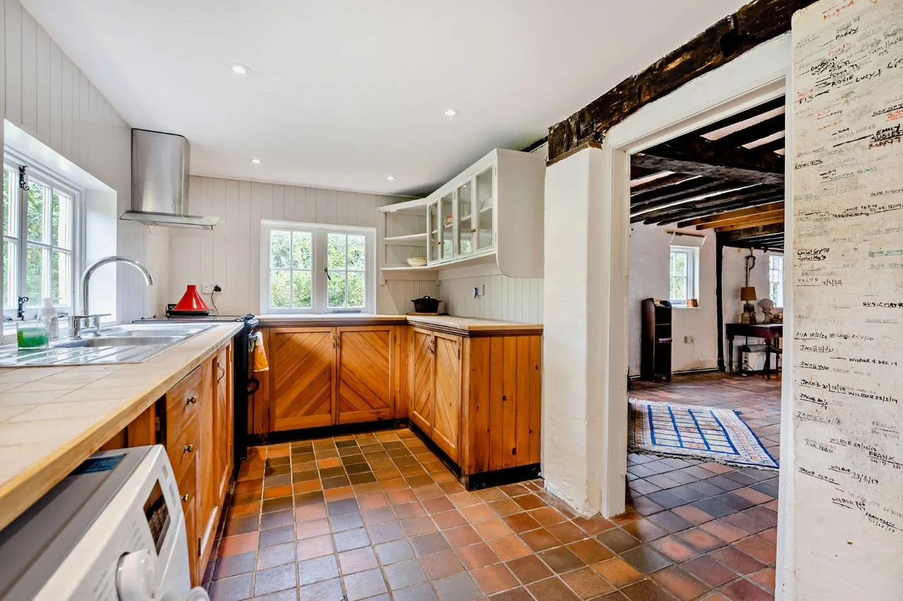 The Street, Arlington, Polegate, East Sussex, BN26 6RX, photo 7