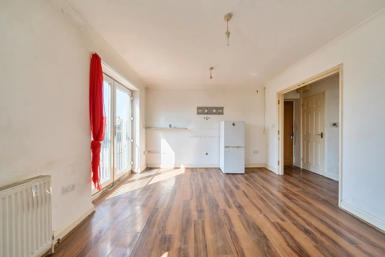 Rickmansworth Road, Northwood, HA6, photo 3