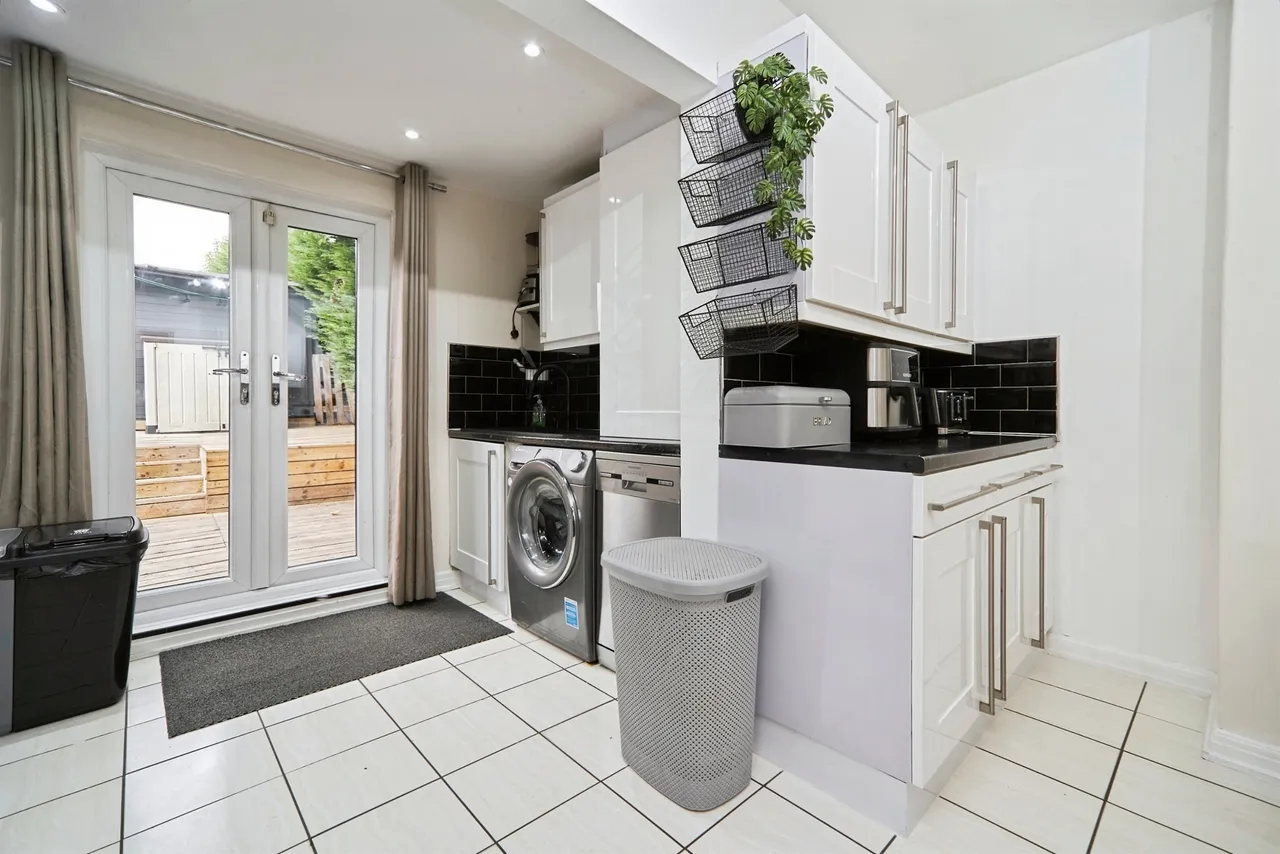 Cow Close Road, LEEDS, photo 9