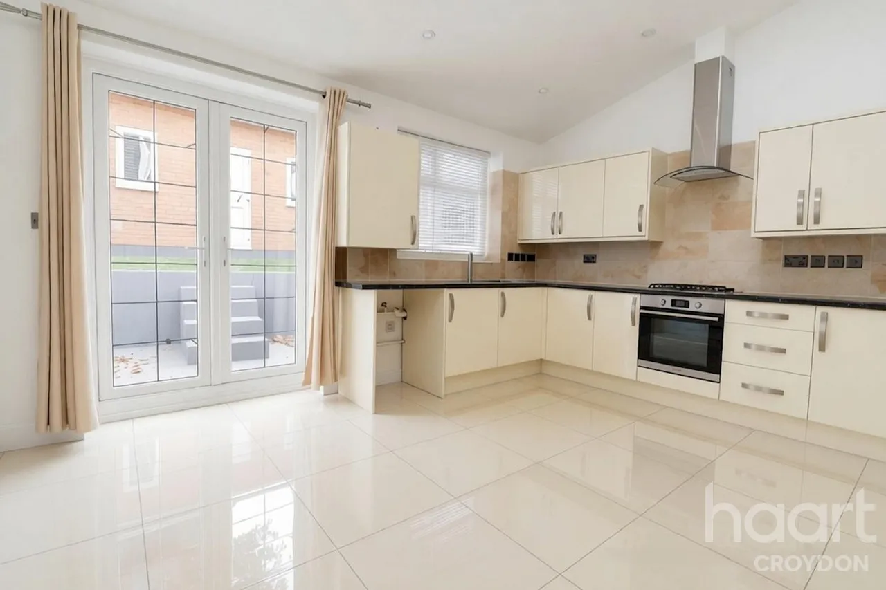 5 bed house to rent, Hythe Road, CR7