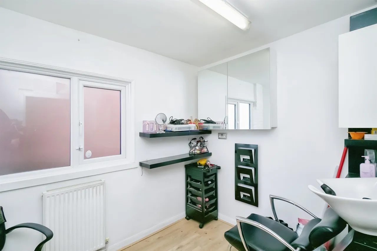 Minster Close, Barry, CF63, photo 17