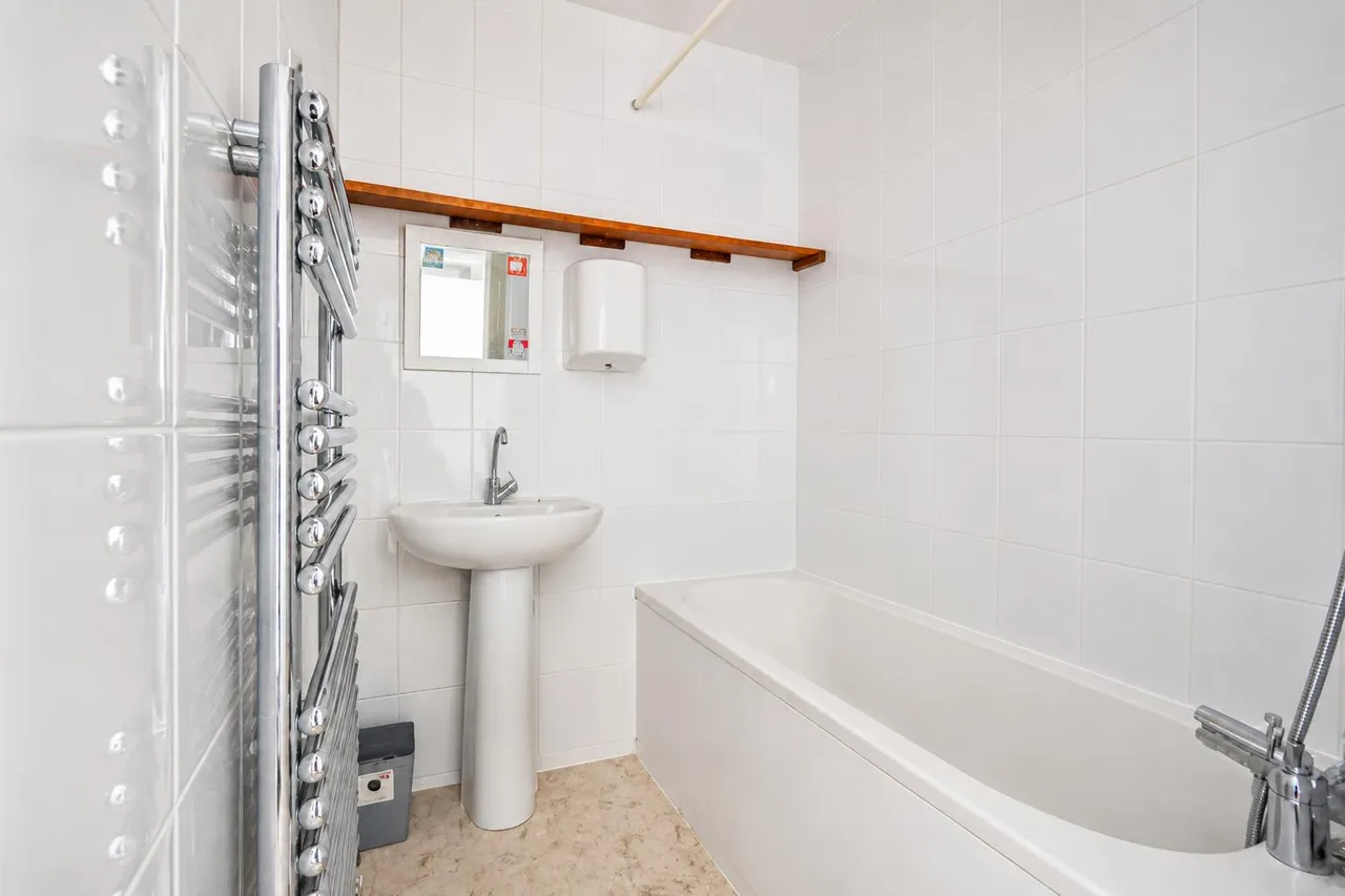 Pevensey Road, St Leonards-On-Sea, photo 6