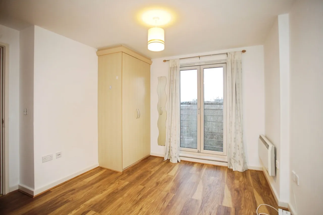 Manor House Drive, Coventry, West Midlands, CV1, photo 8