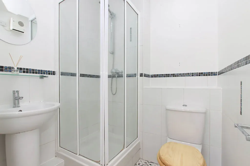 168 Queensway, Hemel Hempstead, Hertfordshire, HP2 5FX, photo 5