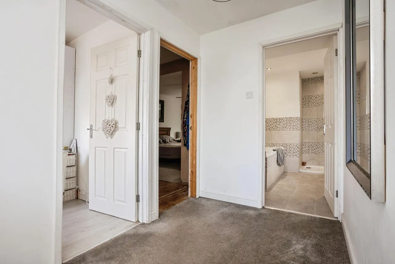 Cropwell Gardens, Nottingham, NG12, photo 13