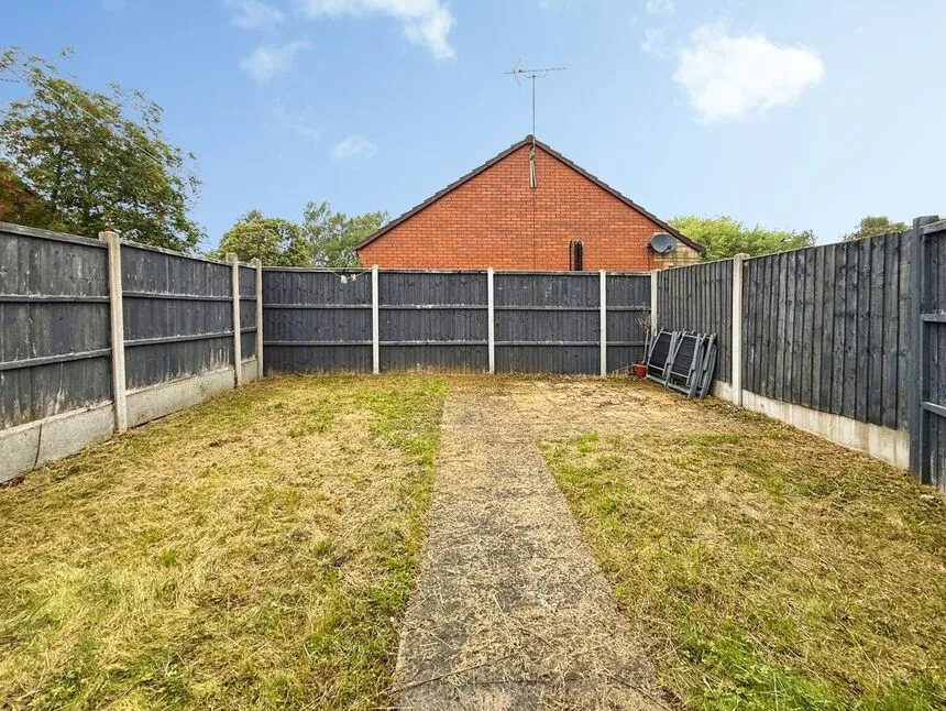 Elsham Crescent, Lincoln, Lincolnshire, LN6, photo 9