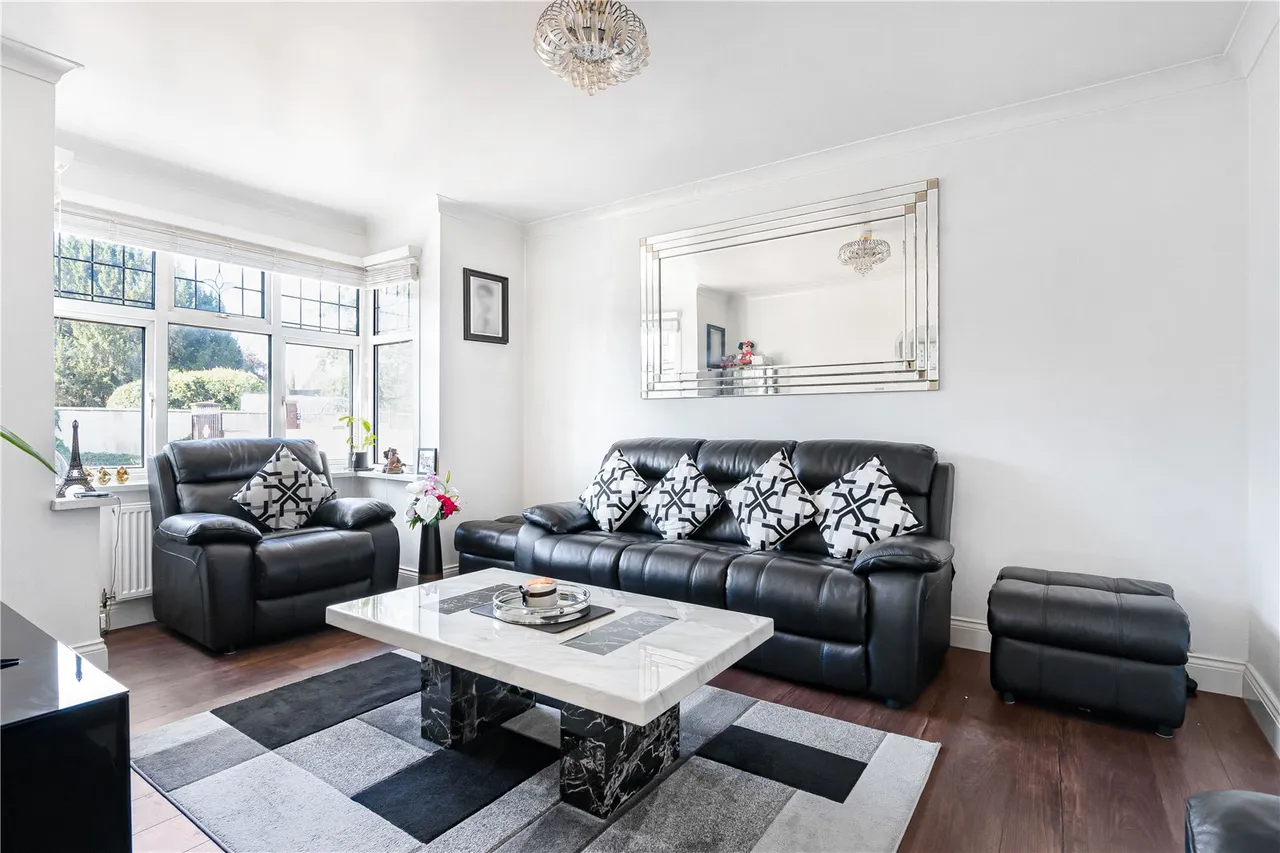 Thorpe Lea Road, Egham, TW20, photo 9