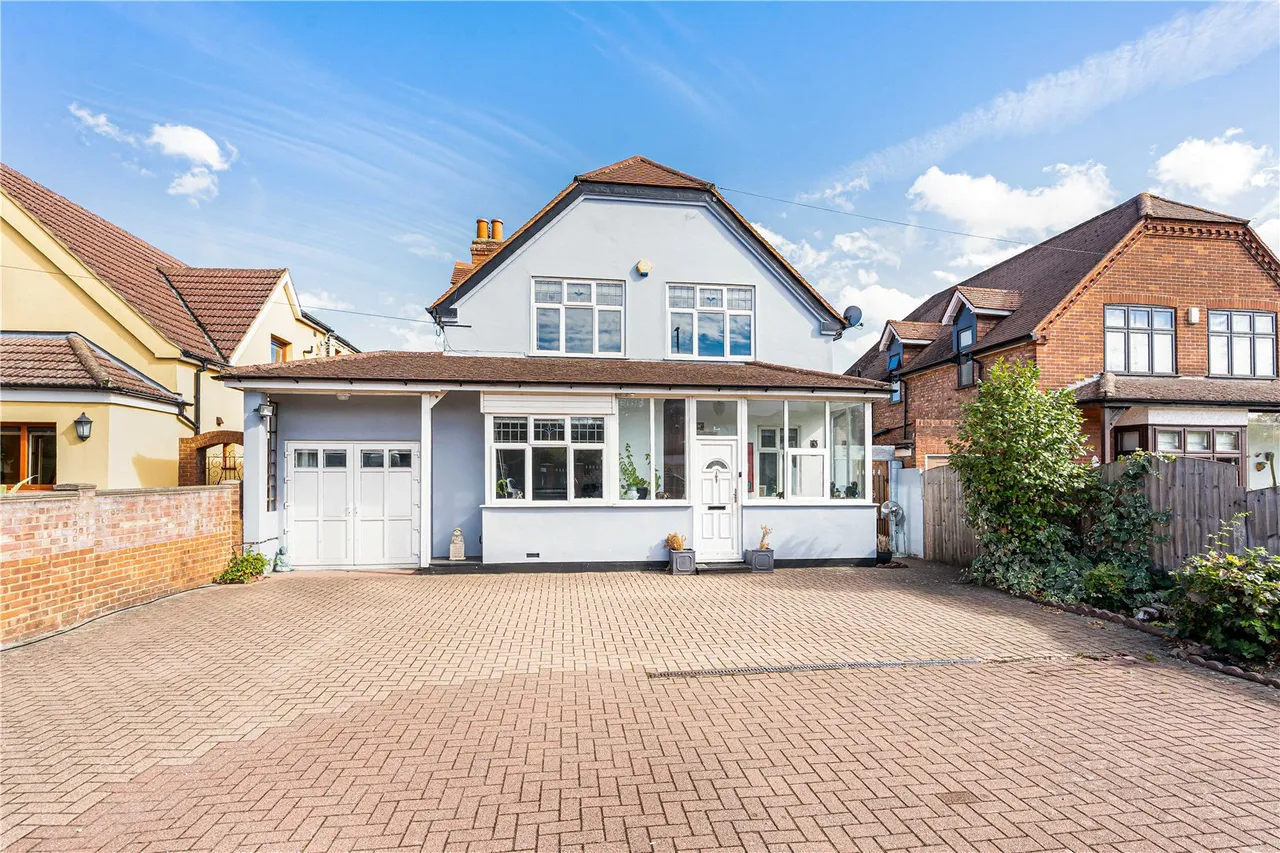 Thorpe Lea Road, Egham, TW20, photo 31