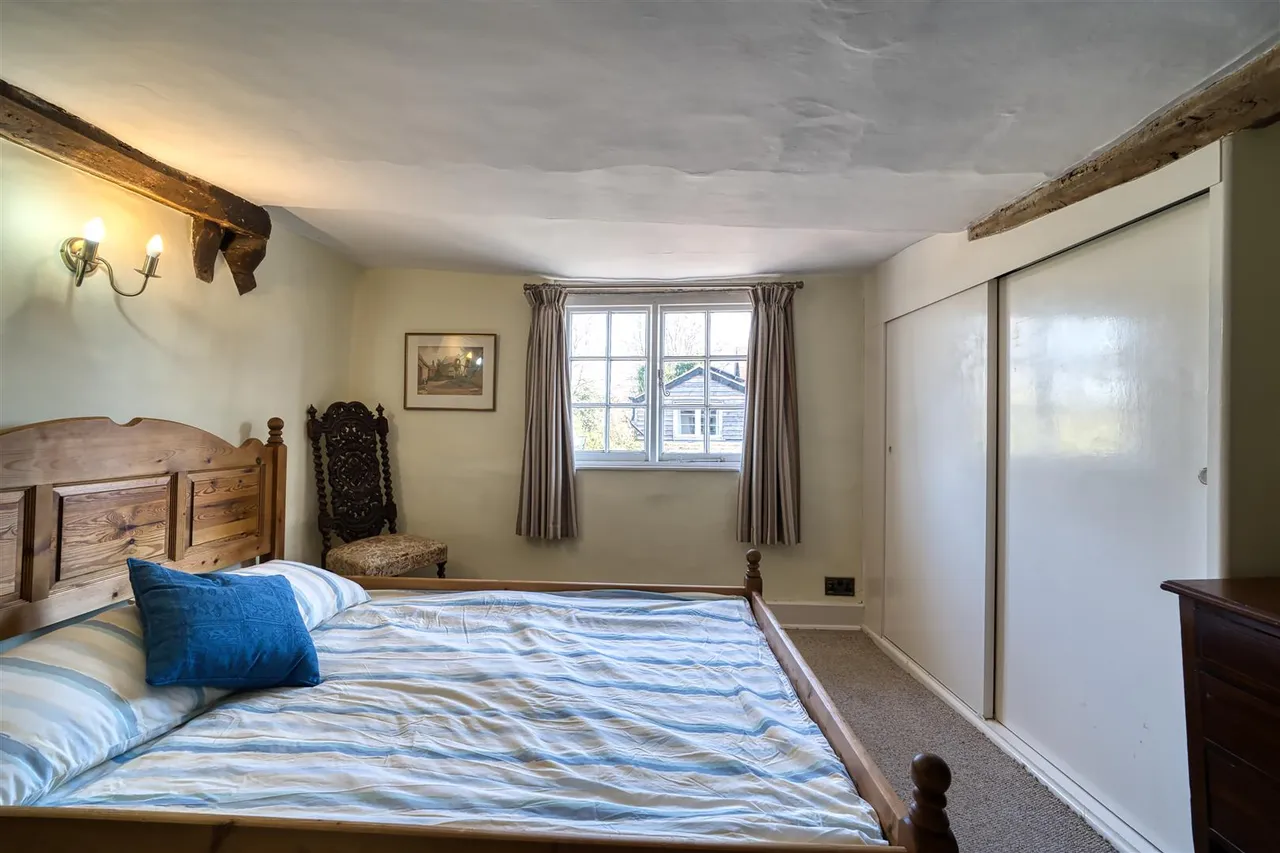 Higher Street, Okeford Fitzpaine, photo 8