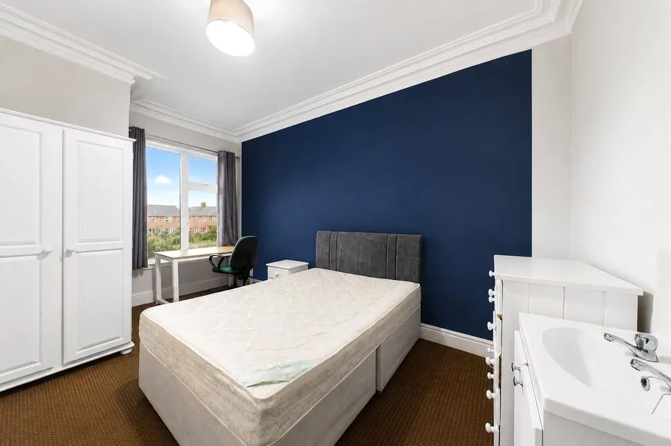 1 bed property to rent — Semilong Road, Northampton, NN2