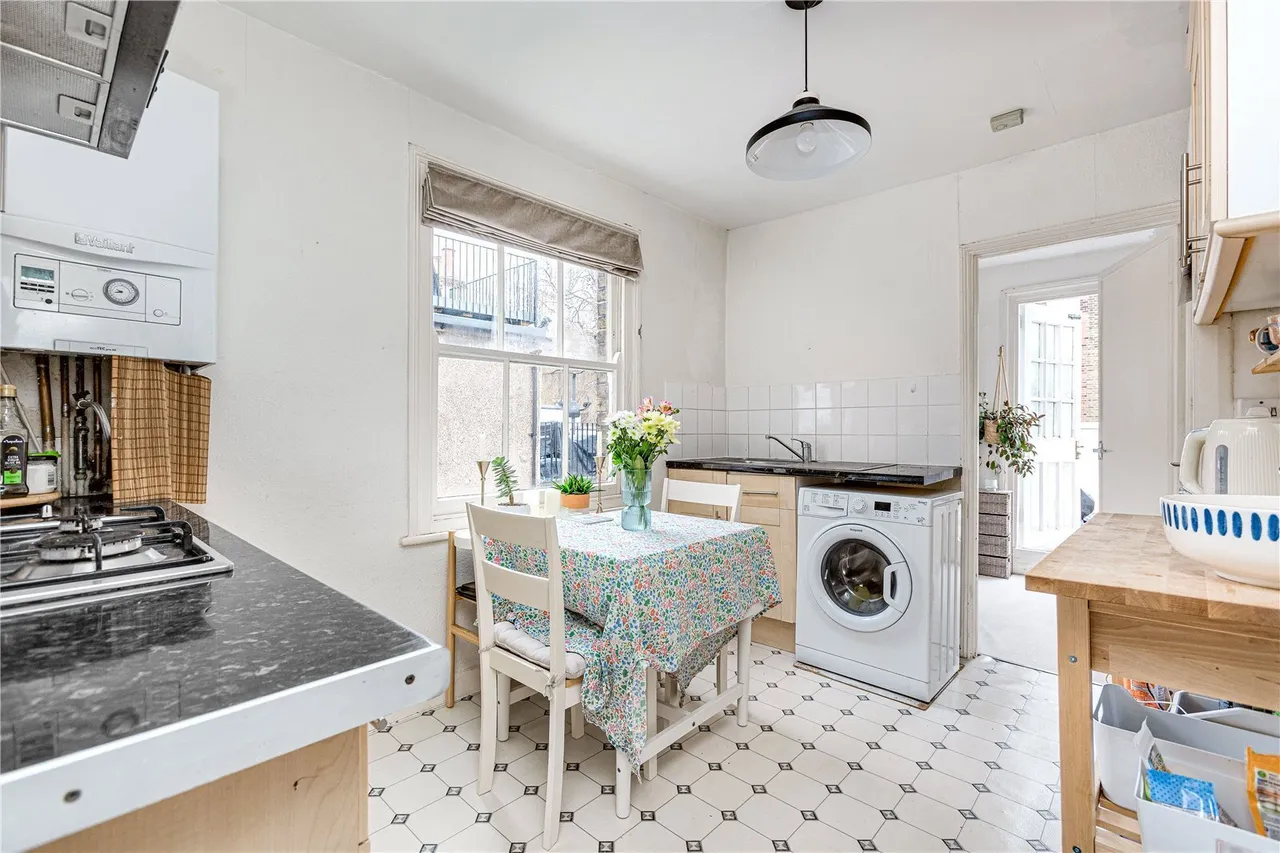 Ingelow Road, London, SW8, photo 2