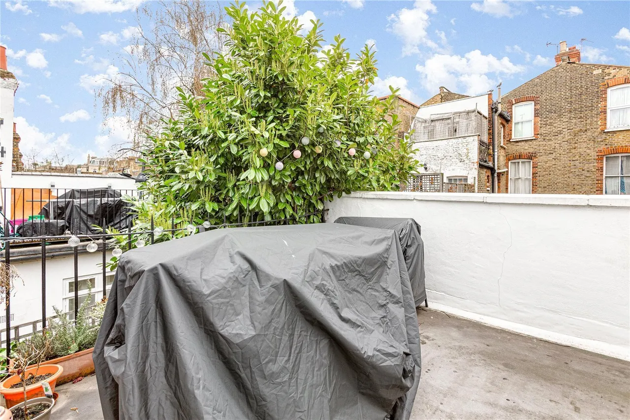 Ingelow Road, London, SW8, photo 4