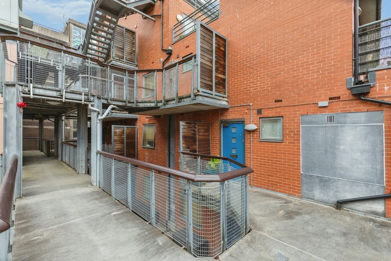 Burton Court, Bristol, BS8, photo 17