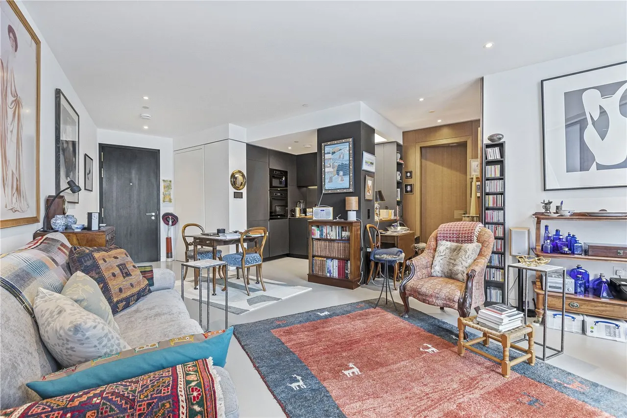 1 bed flat for sale — Gassholders, Lewis Cubitt Square, London, N1