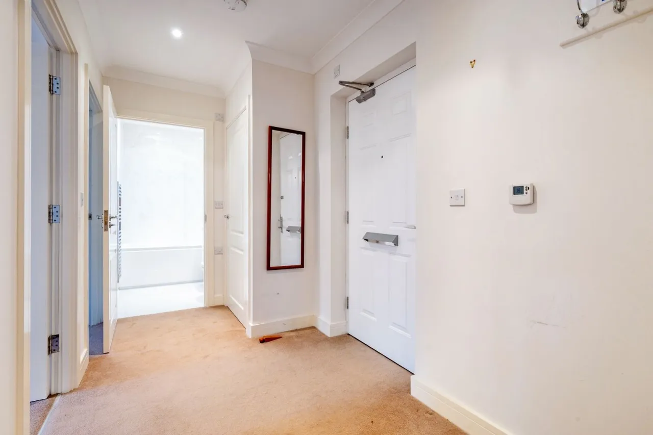 Lyndhurst, SO43, photo 12