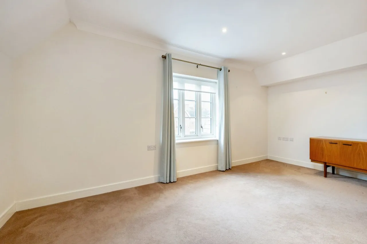 Lyndhurst, SO43, photo 15