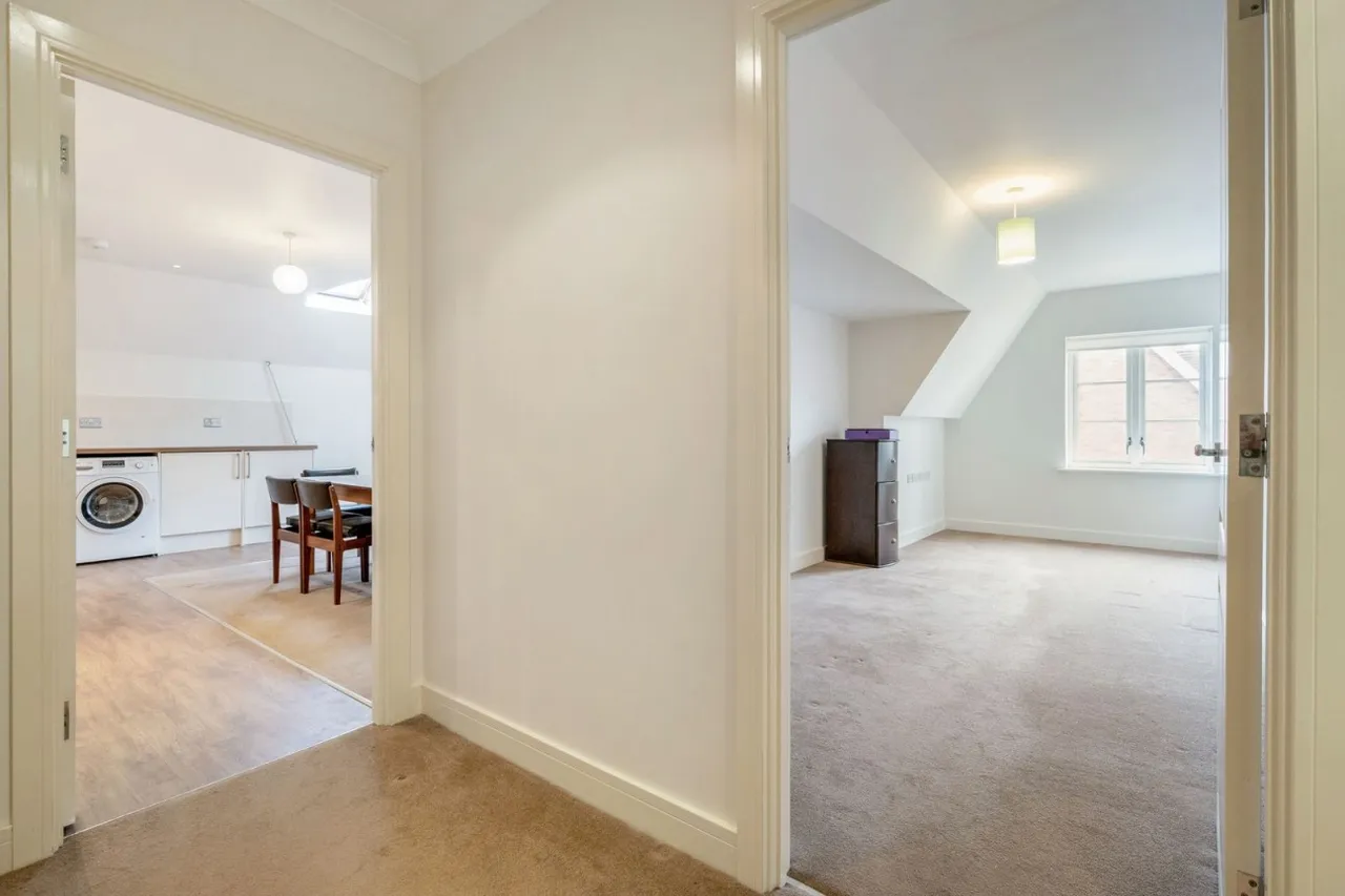 Lyndhurst, SO43, photo 13