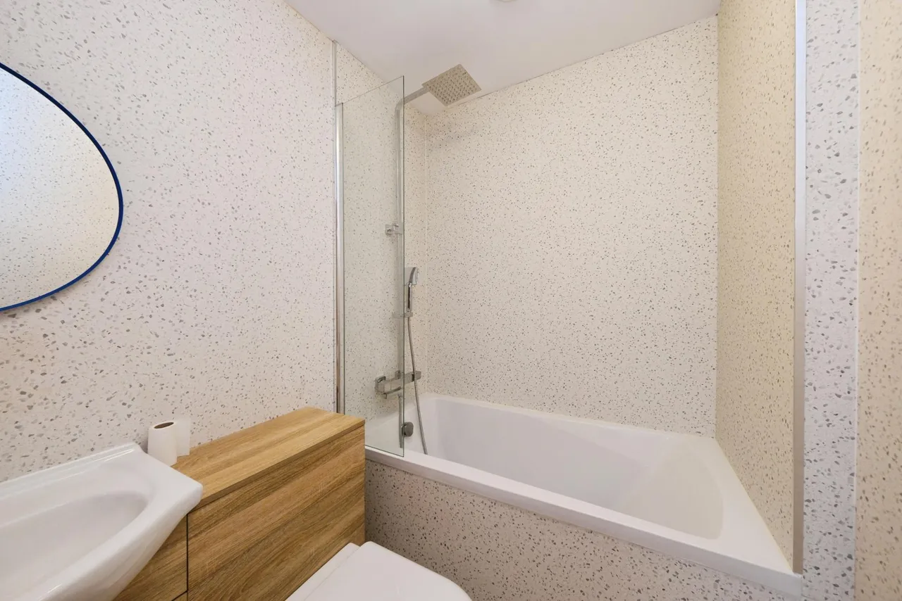 Vaughan Avenue, Nottingham, NG15, photo 14