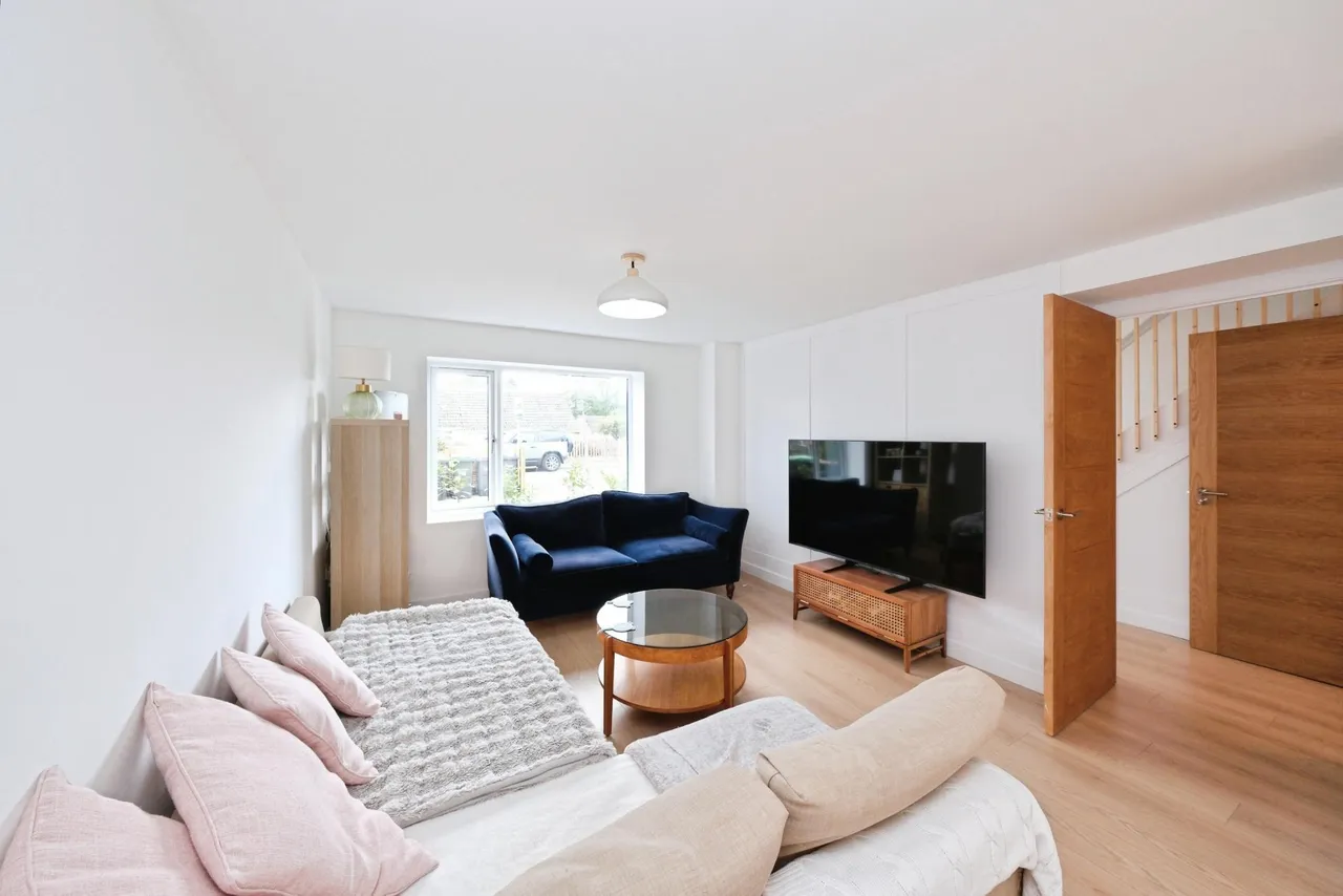 Vaughan Avenue, Nottingham, NG15, photo 4