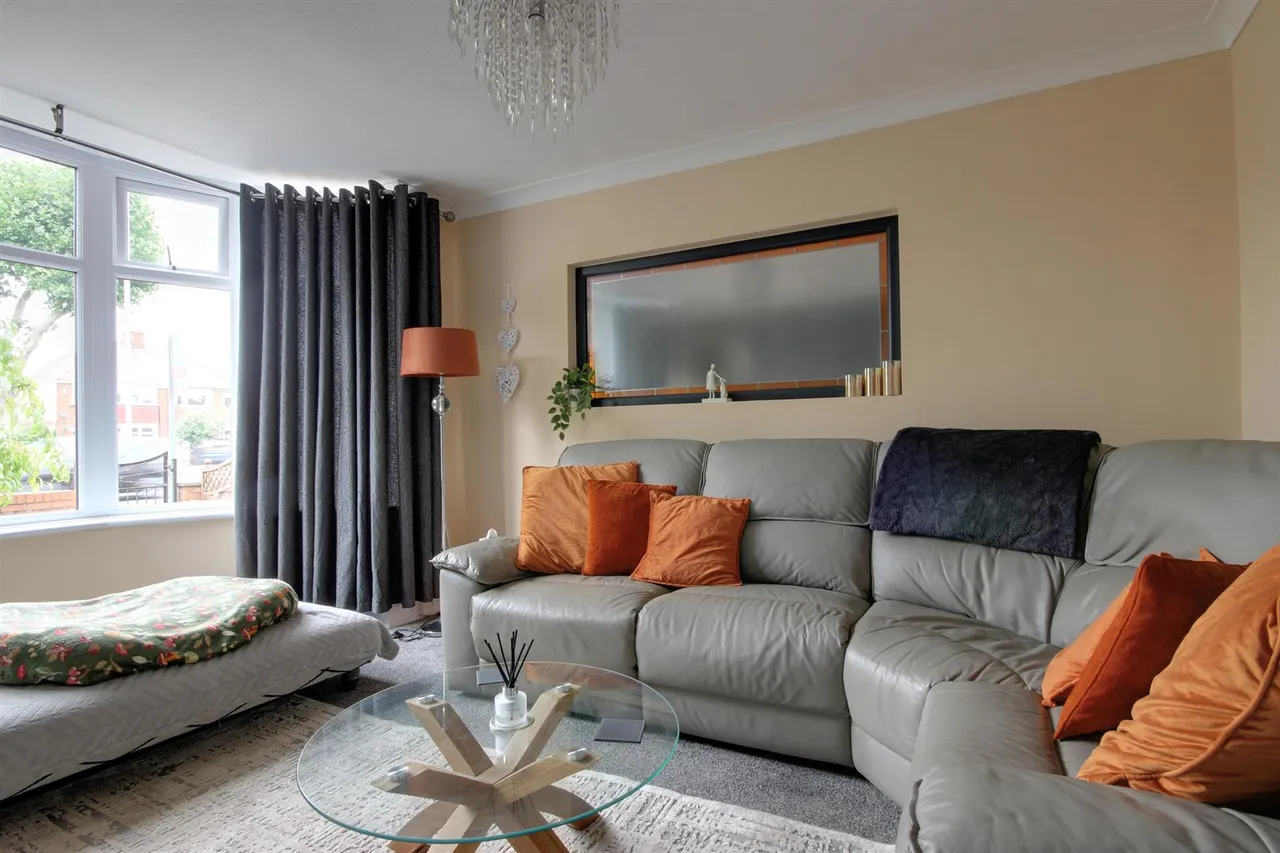 Kingston Road, Willerby, Hull, photo 2