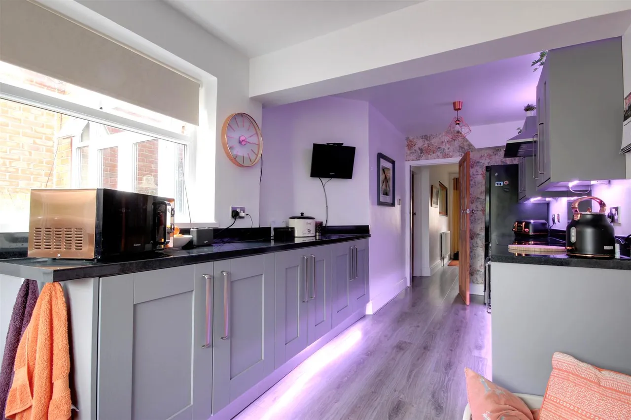 Kingston Road, Willerby, Hull, photo 17