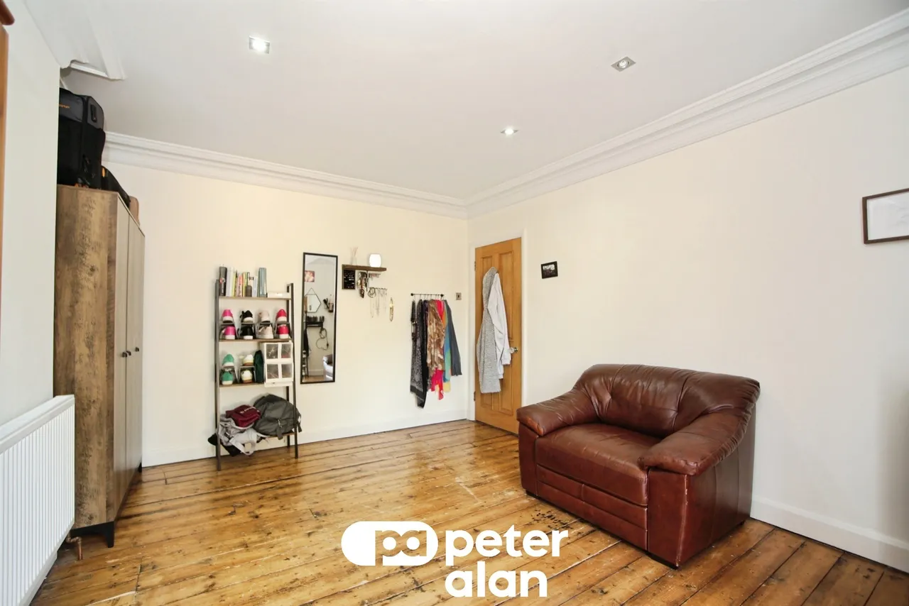 Bryn Road, Blackwood, NP12, photo 26