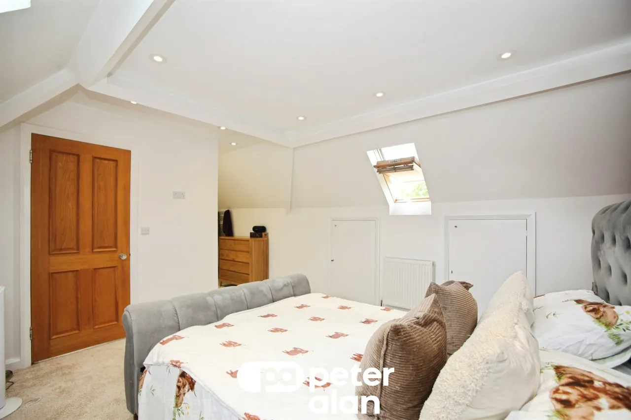 Bryn Road, Blackwood, NP12, photo 19