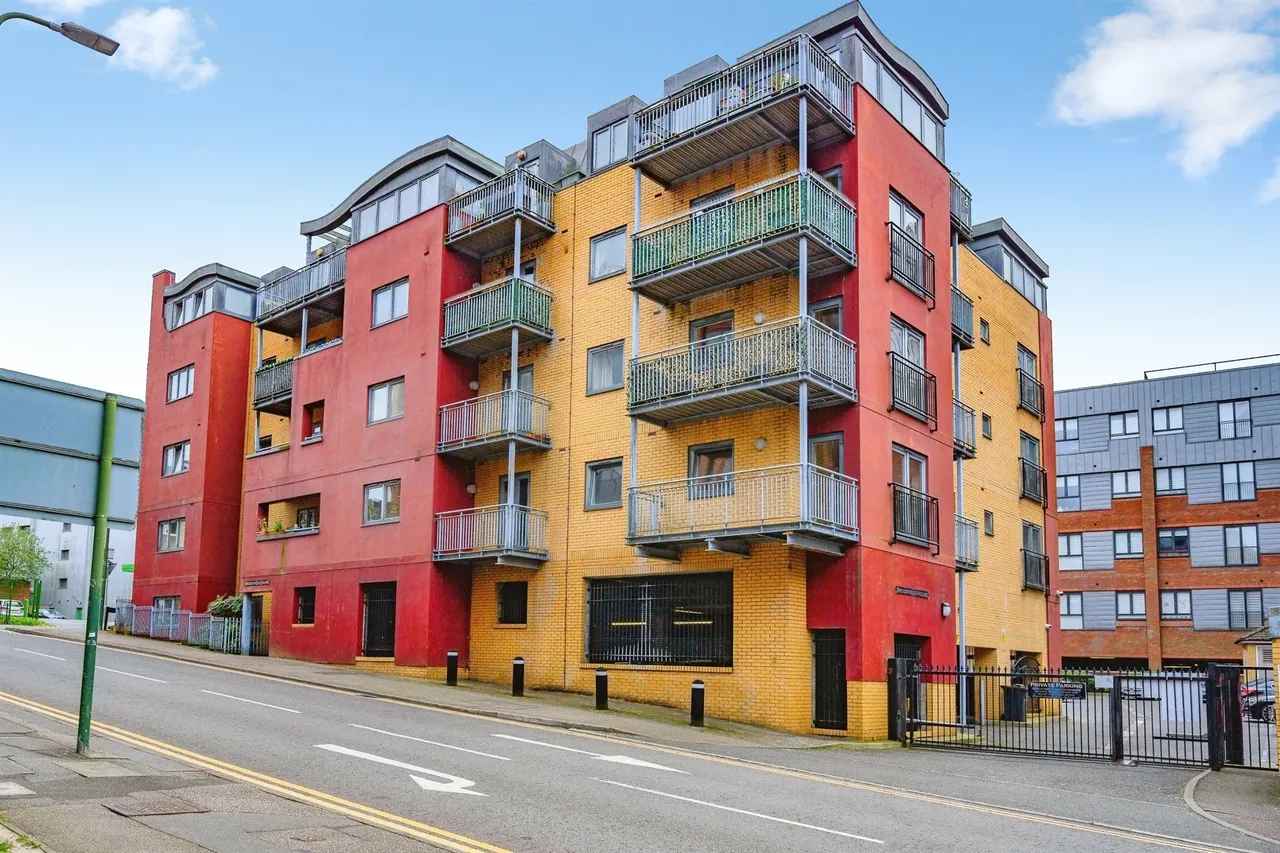 2 bed flat for sale — Selden Hill, HEMEL HEMPSTEAD