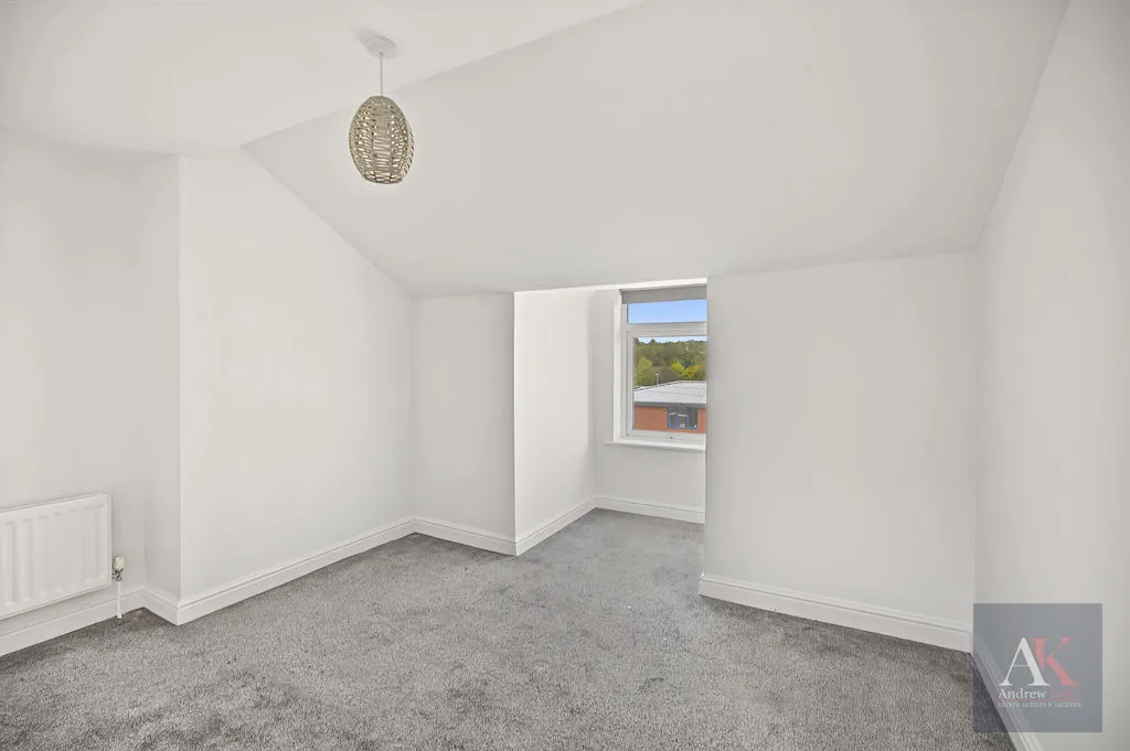 Featherstall Road, Littleborough, OL15, photo 11
