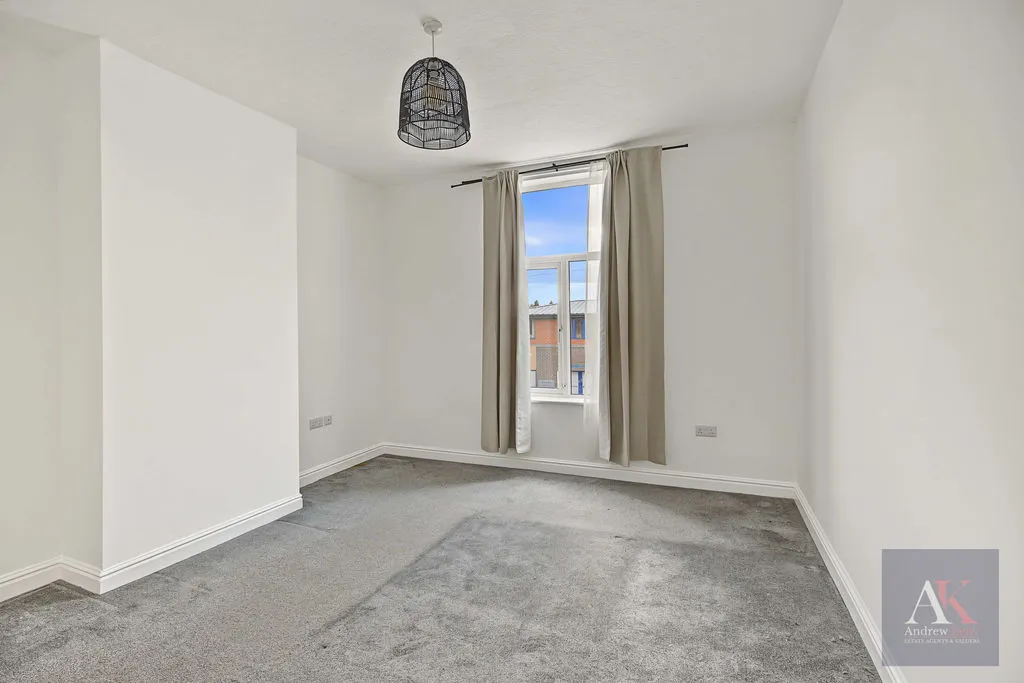 Featherstall Road, Littleborough, OL15, photo 8